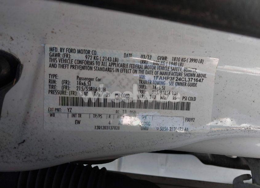 Photo 9 of 2012 Ford Focus SE (VIN 1FAHP3F24CL371647)