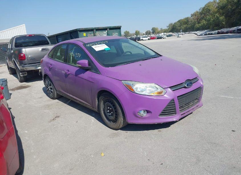 2012 Ford Focus SE (VIN 1FAHP3F24CL382079) main photo