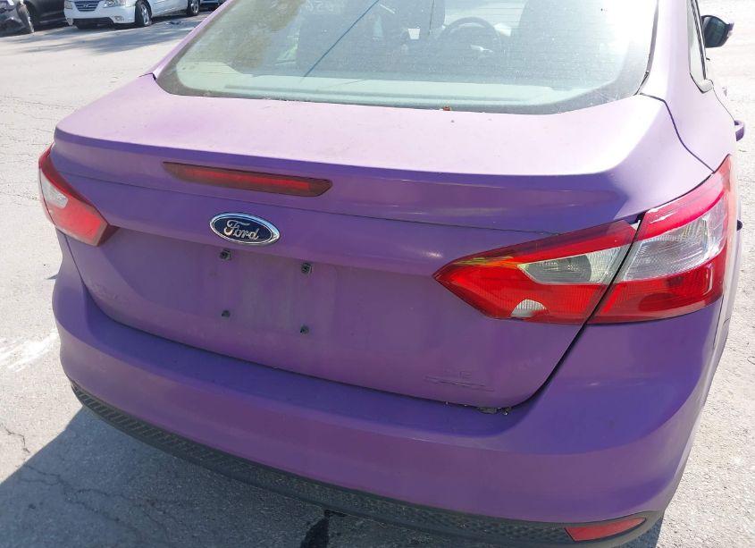 Photo 6 of 2012 Ford Focus SE (VIN 1FAHP3F24CL382079)