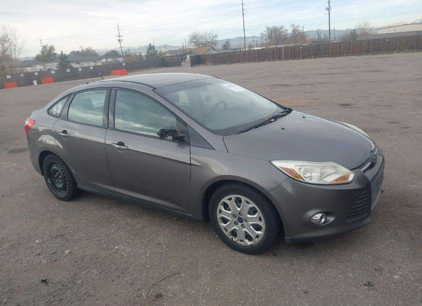 2012 Ford Focus SE (VIN 1FAHP3F24CL456729) main photo