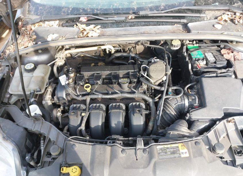 Photo 10 of 2012 Ford Focus SE (VIN 1FAHP3F24CL461770)