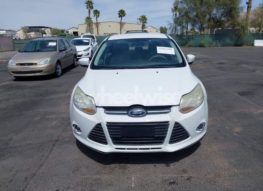 Photo 12 of 2012 Ford Focus SE (VIN 1FAHP3F24CL462319)