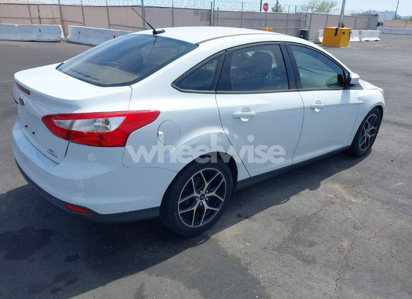 Photo 4 of 2012 Ford Focus SE (VIN 1FAHP3F24CL462319)