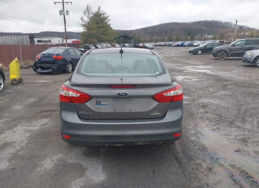 Photo 17 of 2012 Ford Focus SE (VIN 1FAHP3F24CL478360)
