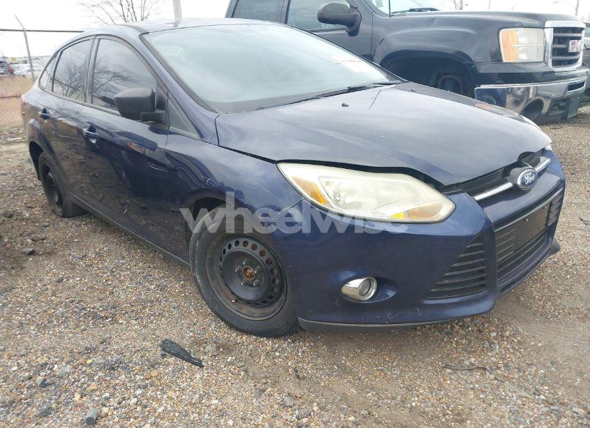 2012 Ford Focus SE (VIN 1FAHP3F25CL109359) main photo