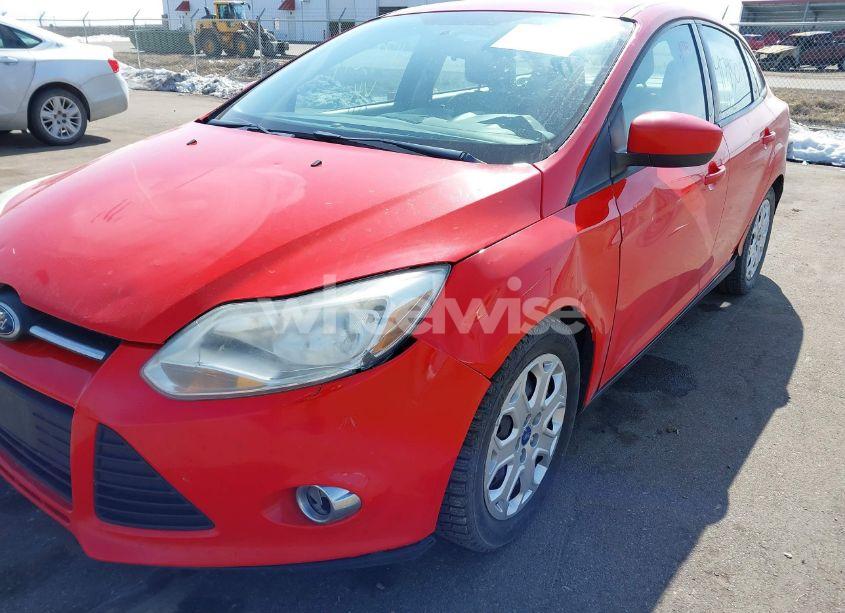 Photo 6 of 2012 Ford Focus SE (VIN 1FAHP3F25CL129983)