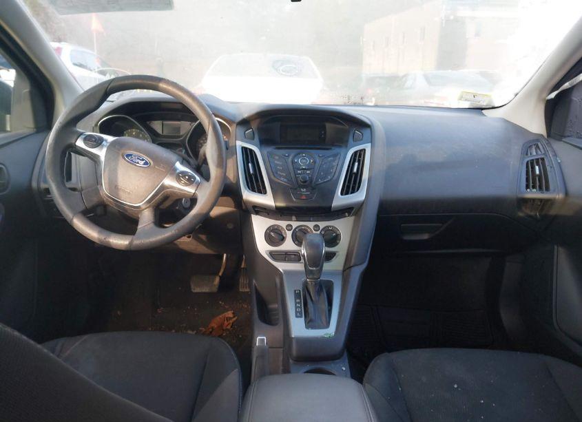 Photo 5 of 2012 Ford Focus SE (VIN 1FAHP3F25CL149277)