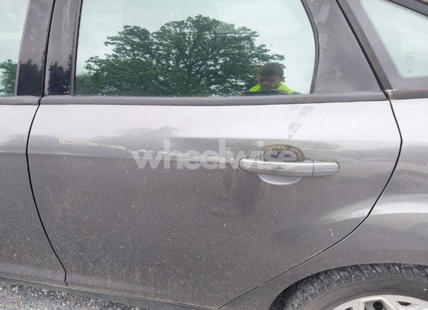 Photo 14 of 2012 Ford Focus SE (VIN 1FAHP3F25CL192159)