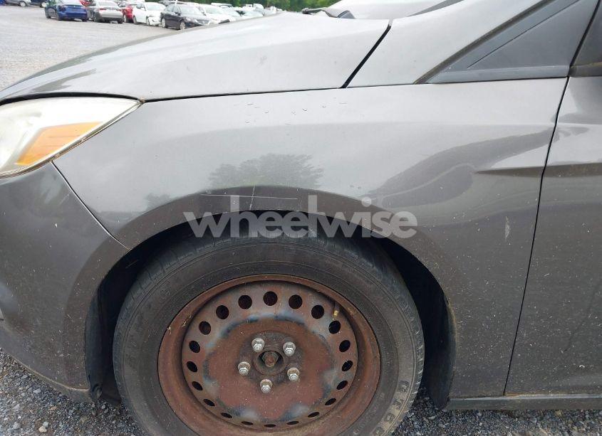 Photo 15 of 2012 Ford Focus SE (VIN 1FAHP3F25CL192159)