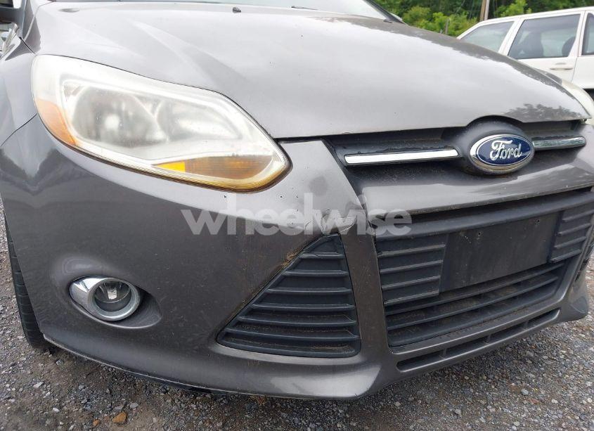 Photo 16 of 2012 Ford Focus SE (VIN 1FAHP3F25CL192159)