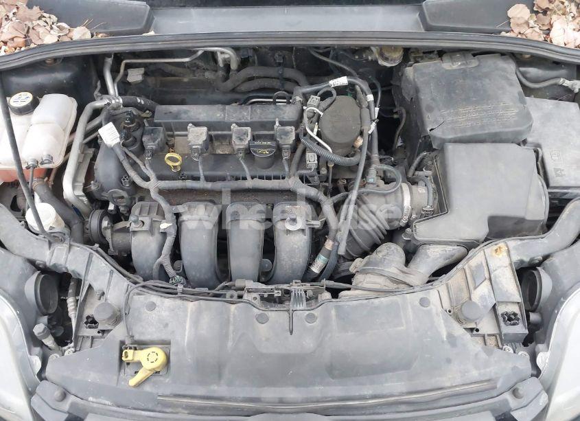 Photo 10 of 2012 Ford Focus SE (VIN 1FAHP3F25CL210000)