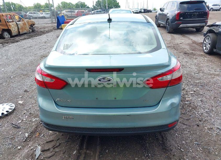 Photo 13 of 2012 Ford Focus SE (VIN 1FAHP3F25CL261609)