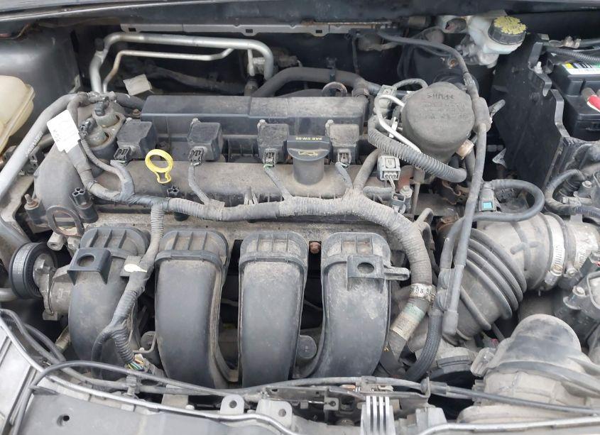 Photo 10 of 2012 Ford Focus SE (VIN 1FAHP3F25CL311621)