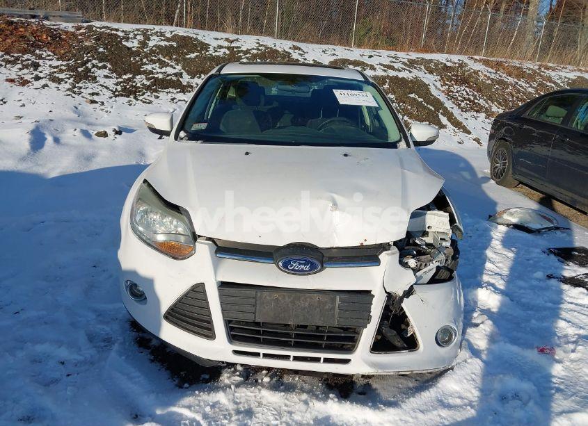 Photo 13 of 2012 Ford Focus SE (VIN 1FAHP3F25CL345610)