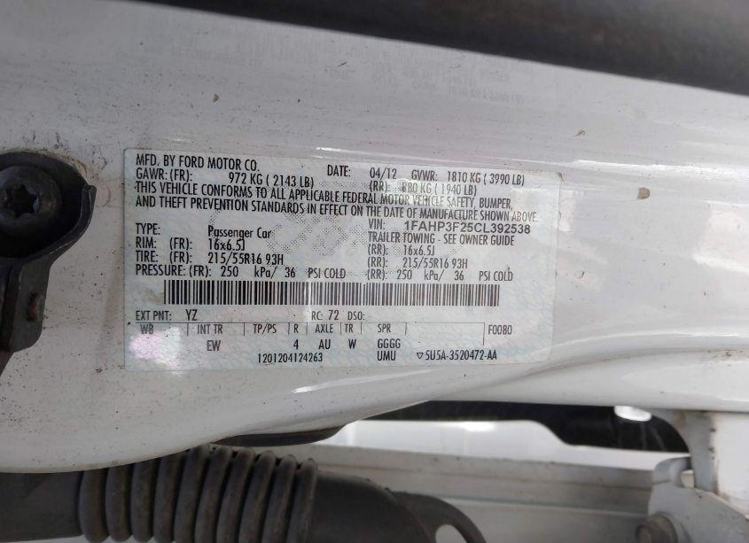 Photo 9 of 2012 Ford Focus SE (VIN 1FAHP3F25CL392538)