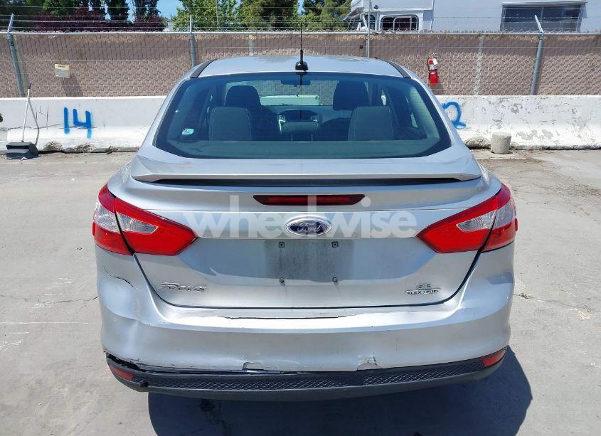 Photo 6 of 2012 Ford Focus SE (VIN 1FAHP3F25CL476830)