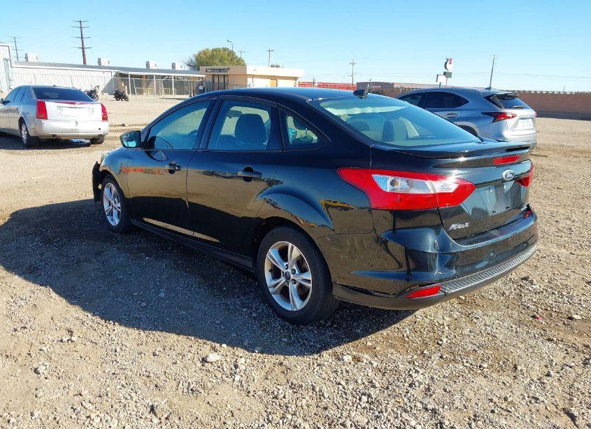 Photo 3 of 2012 Ford Focus SE (VIN 1FAHP3F25CL477122)