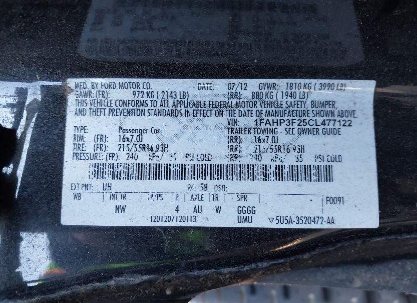 Photo 9 of 2012 Ford Focus SE (VIN 1FAHP3F25CL477122)