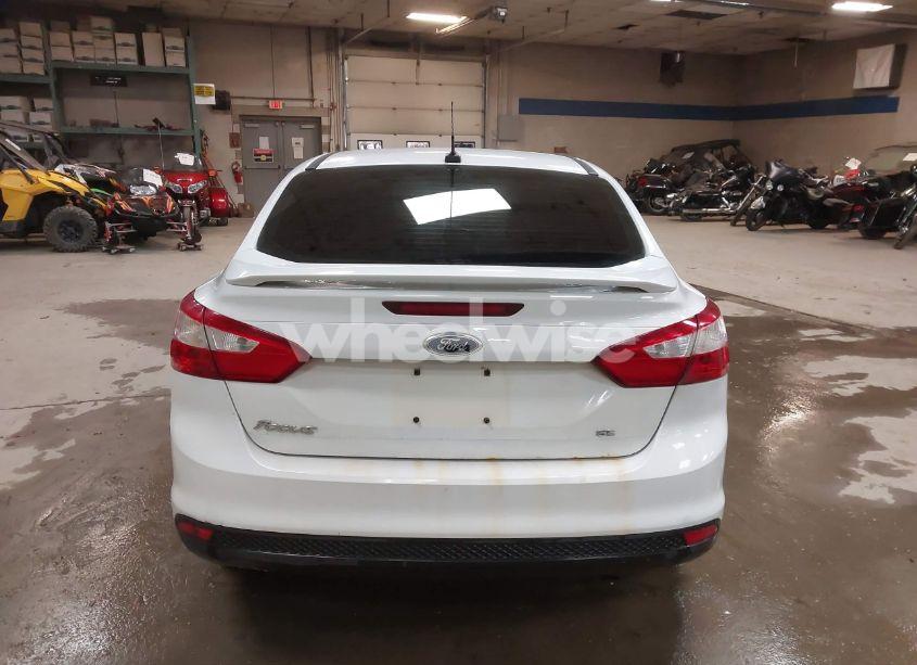 Photo 17 of 2012 Ford Focus SE (VIN 1FAHP3F26CL209423)