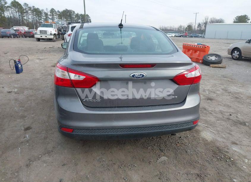 Photo 16 of 2012 Ford Focus SE (VIN 1FAHP3F26CL217148)