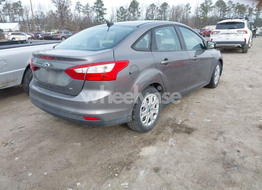 Photo 4 of 2012 Ford Focus SE (VIN 1FAHP3F26CL217148)
