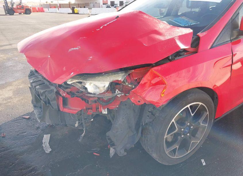 Photo 12 of 2012 Ford Focus SE (VIN 1FAHP3F26CL248352)