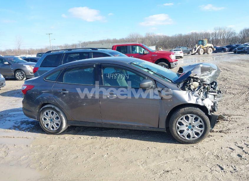 Photo 13 of 2012 Ford Focus SE (VIN 1FAHP3F26CL293713)