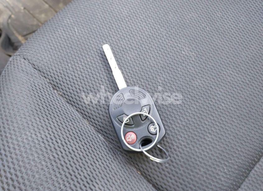 Photo 11 of 2012 Ford Focus SE (VIN 1FAHP3F26CL323437)