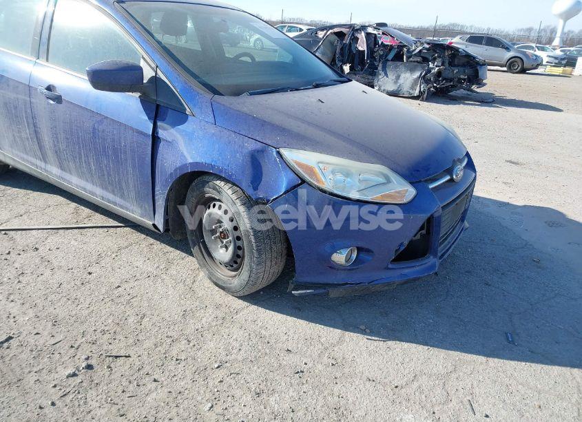 Photo 6 of 2012 Ford Focus SE (VIN 1FAHP3F26CL323437)