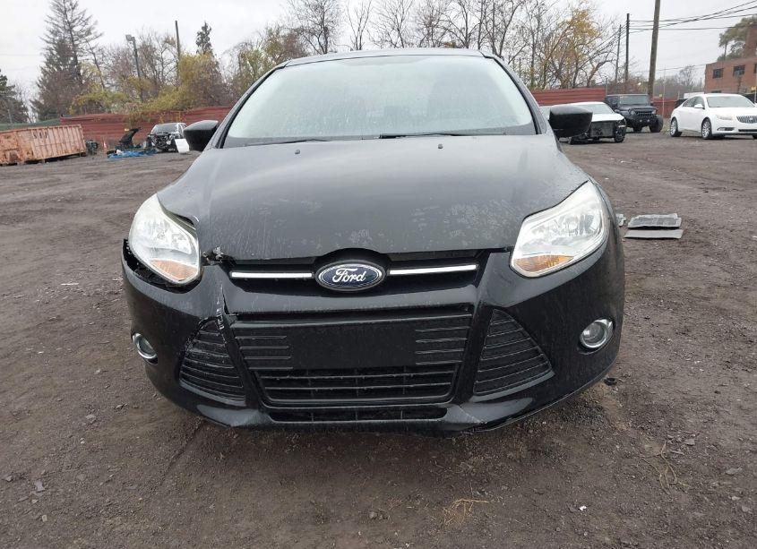 Photo 13 of 2012 Ford Focus SE (VIN 1FAHP3F26CL418418)