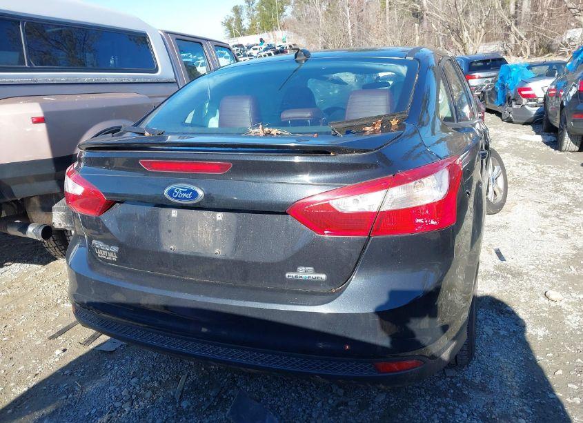 Photo 15 of 2012 Ford Focus SE (VIN 1FAHP3F26CL433081)
