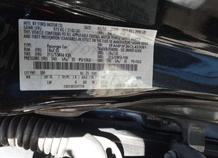 Photo 9 of 2012 Ford Focus SE (VIN 1FAHP3F26CL433081)