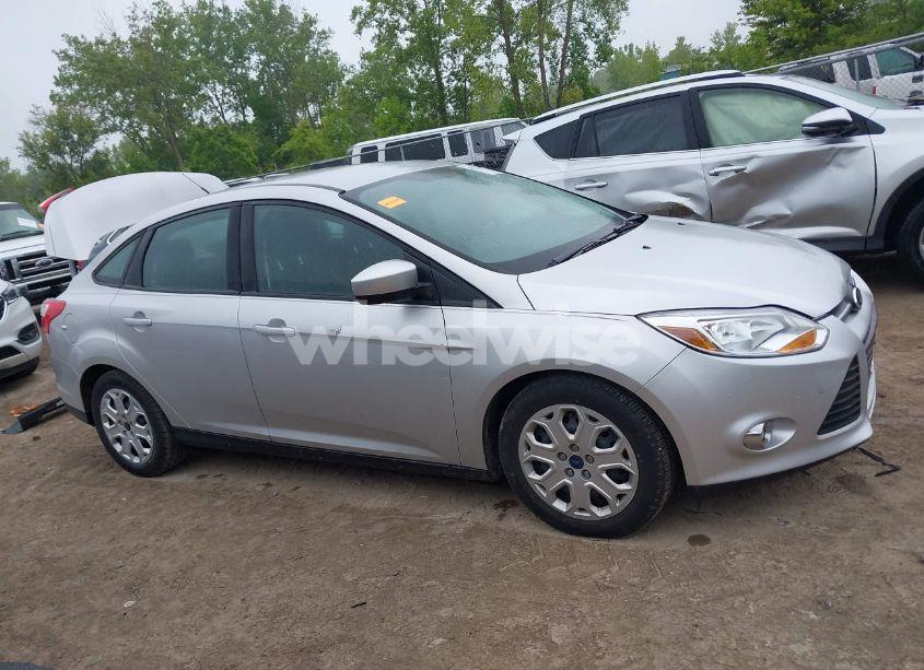 Photo 13 of 2012 Ford Focus SE (VIN 1FAHP3F26CL434649)