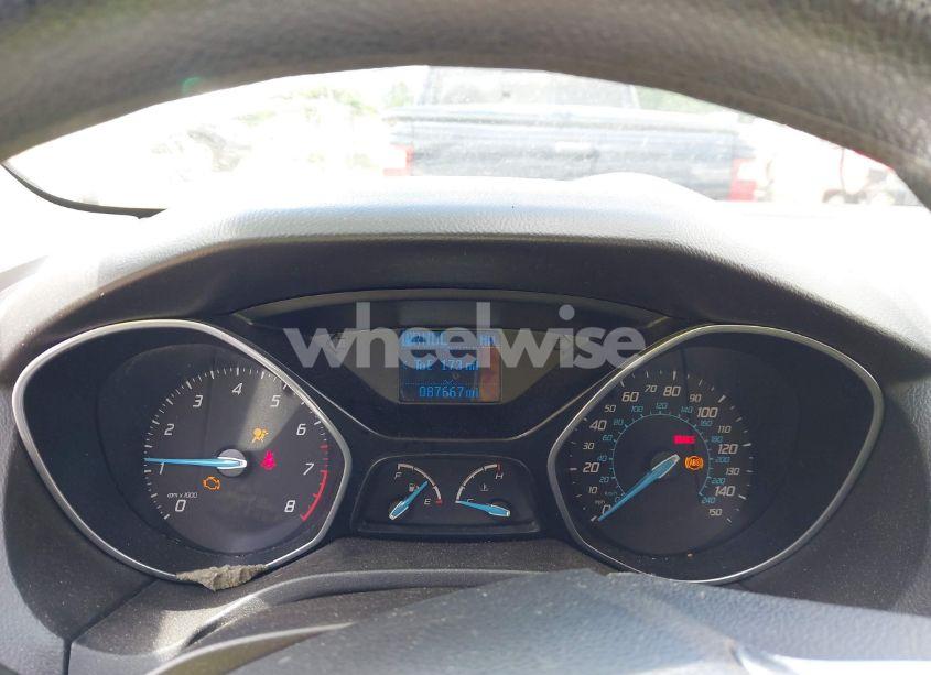 Photo 7 of 2012 Ford Focus SE (VIN 1FAHP3F26CL478487)