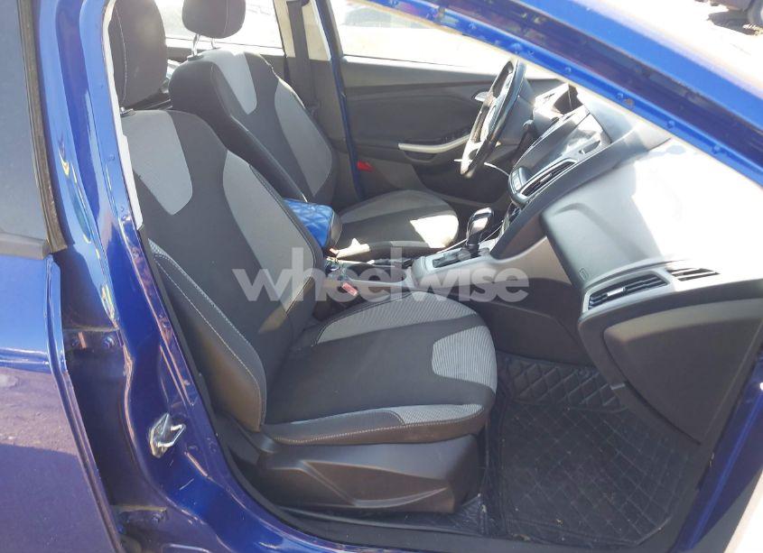 Photo 5 of 2012 Ford Focus SE (VIN 1FAHP3F27CL248182)