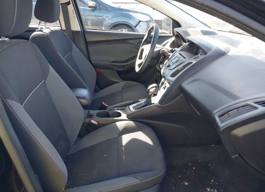 Photo 5 of 2012 Ford Focus SE (VIN 1FAHP3F27CL272966)