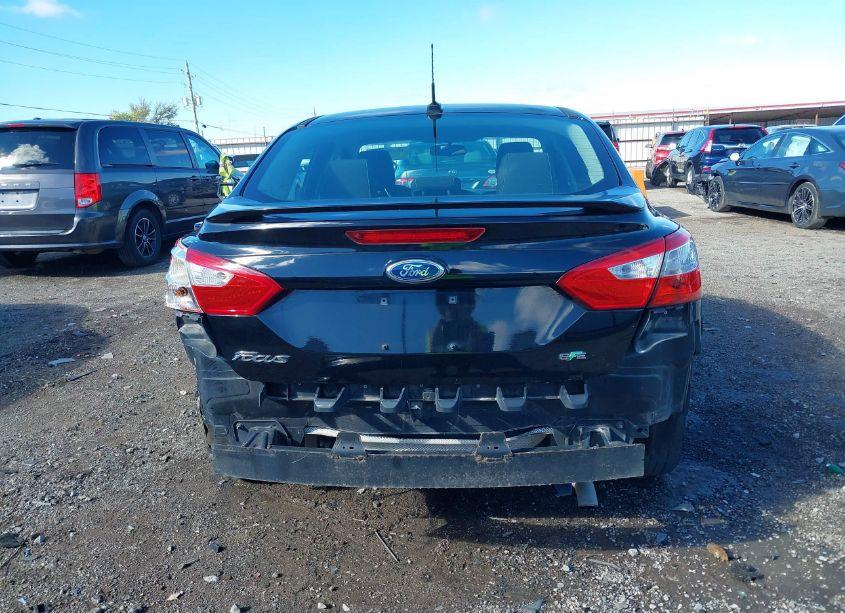 Photo 6 of 2012 Ford Focus SE (VIN 1FAHP3F27CL272966)