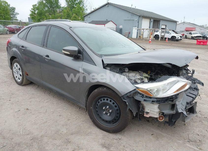 2012 Ford Focus SE (VIN 1FAHP3F27CL319509) main photo