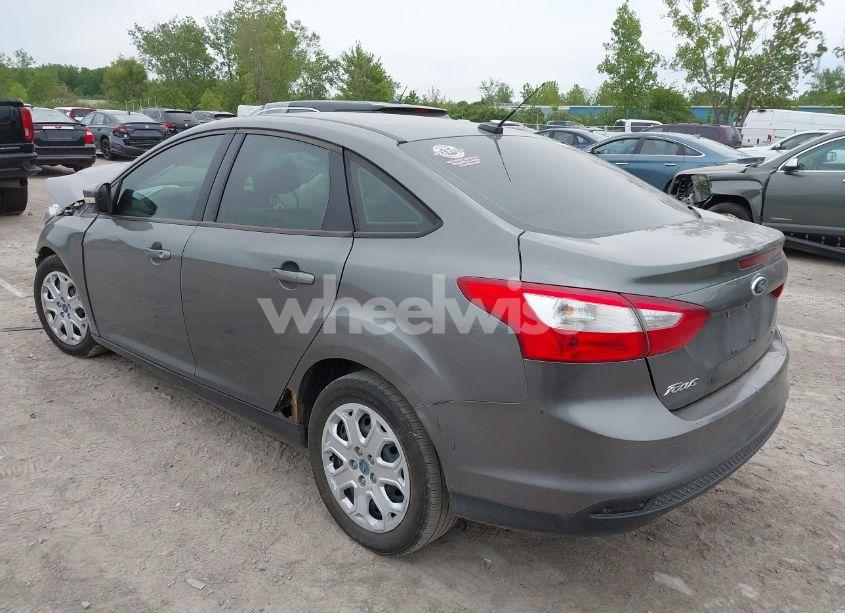 Photo 3 of 2012 Ford Focus SE (VIN 1FAHP3F27CL319509)