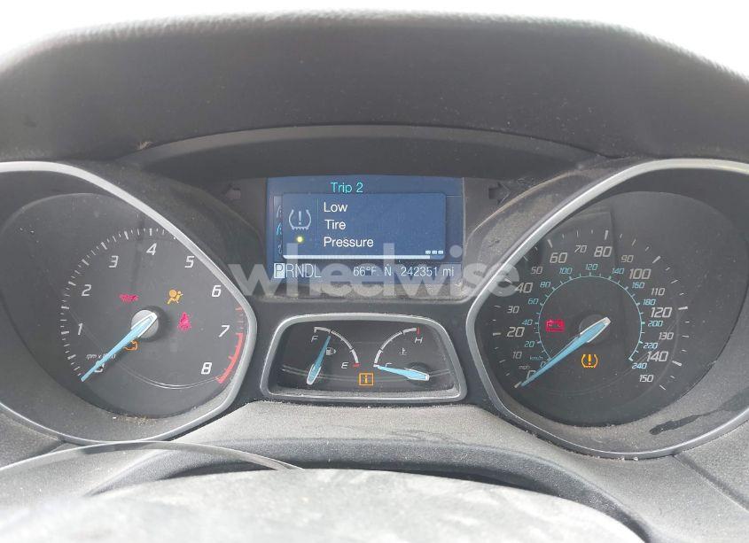 Photo 7 of 2012 Ford Focus SE (VIN 1FAHP3F27CL319509)