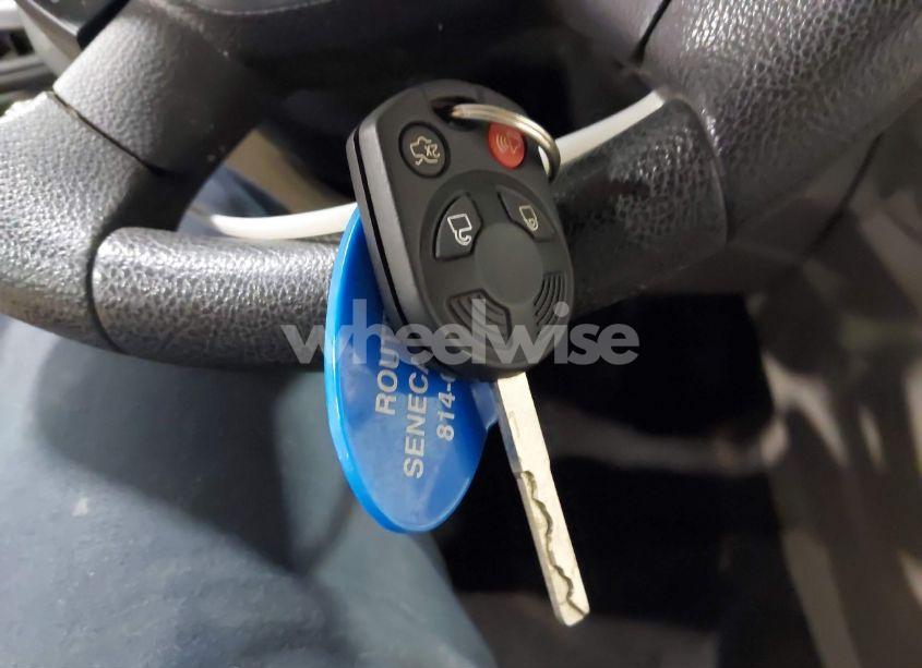 Photo 11 of 2012 Ford Focus SE (VIN 1FAHP3F27CL354017)