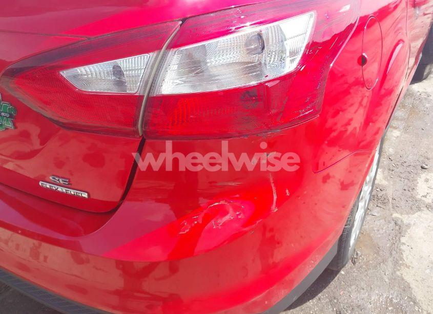 Photo 18 of 2012 Ford Focus SE (VIN 1FAHP3F27CL414653)