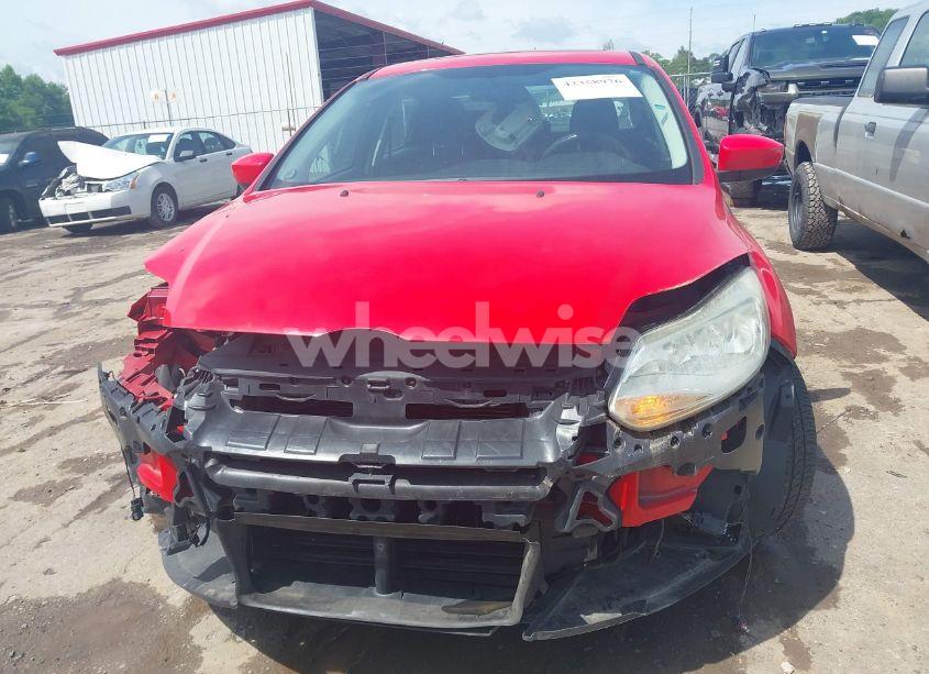 Photo 6 of 2012 Ford Focus SE (VIN 1FAHP3F27CL414653)