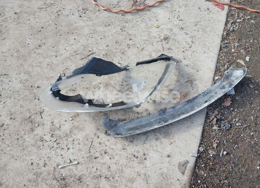 Photo 12 of 2012 Ford Focus SE (VIN 1FAHP3F27CL464968)