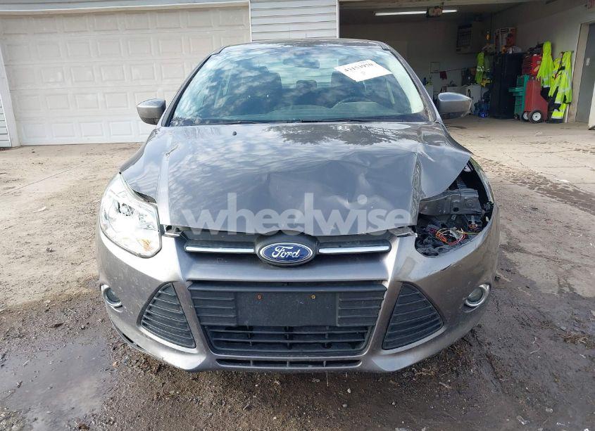 Photo 13 of 2012 Ford Focus SE (VIN 1FAHP3F27CL464968)