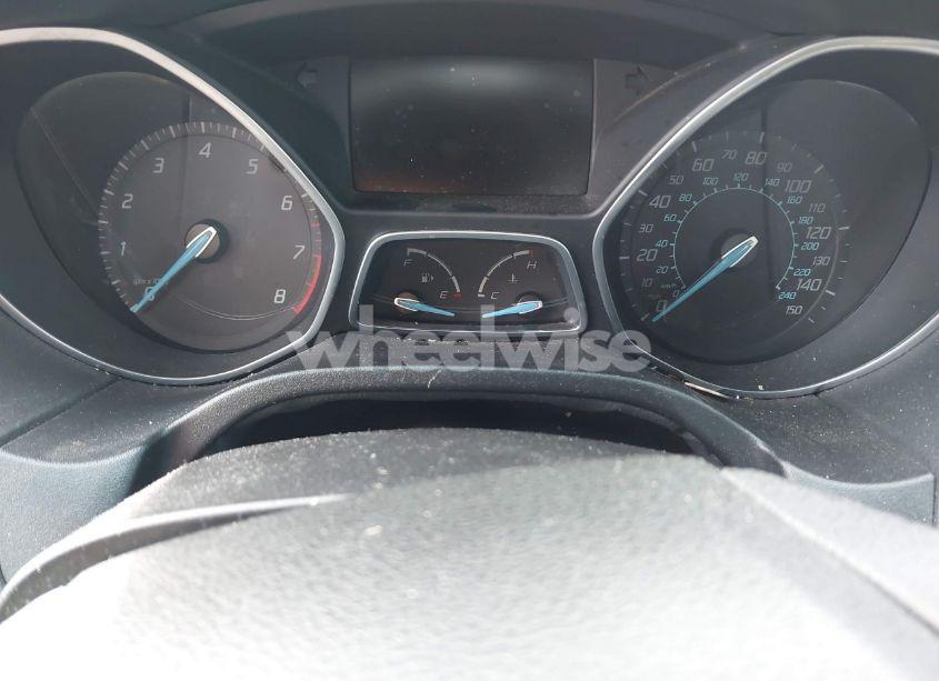 Photo 7 of 2012 Ford Focus SE (VIN 1FAHP3F28CL137804)