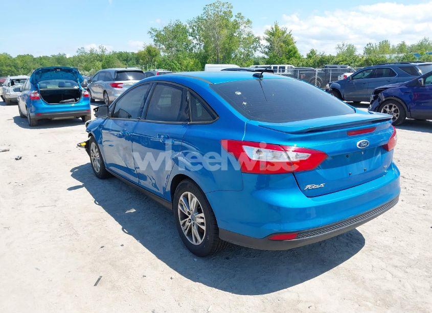 Photo 3 of 2012 Ford Focus SE (VIN 1FAHP3F28CL167157)