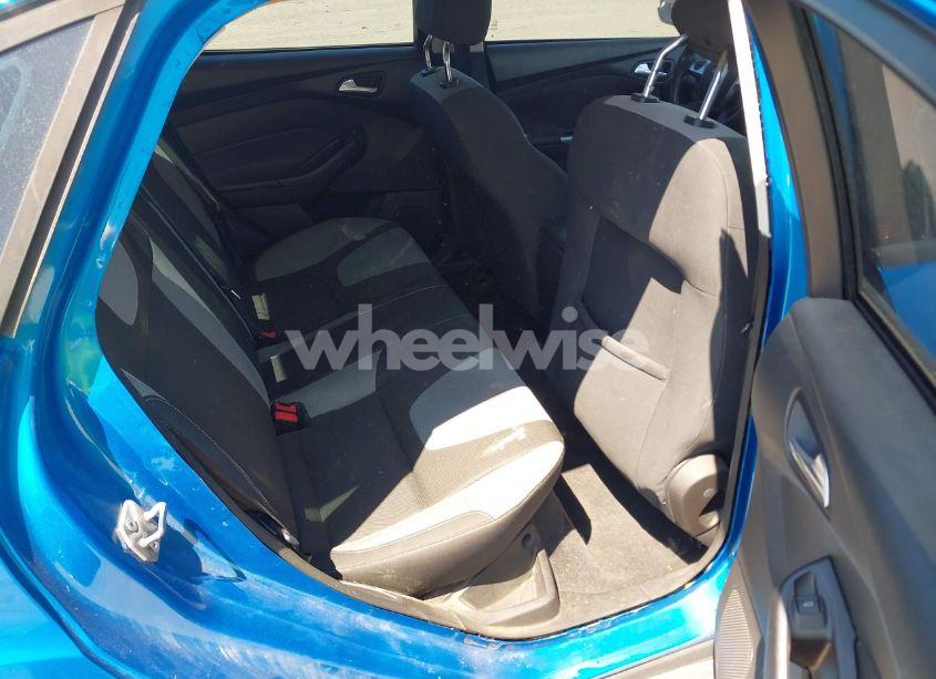 Photo 8 of 2012 Ford Focus SE (VIN 1FAHP3F28CL167157)