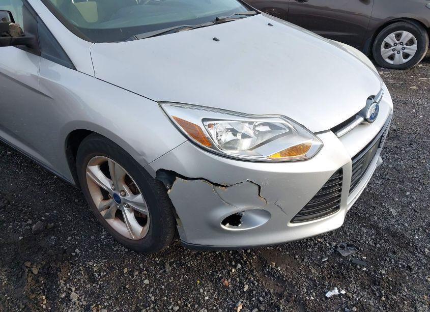 Photo 6 of 2012 Ford Focus SE (VIN 1FAHP3F28CL181009)