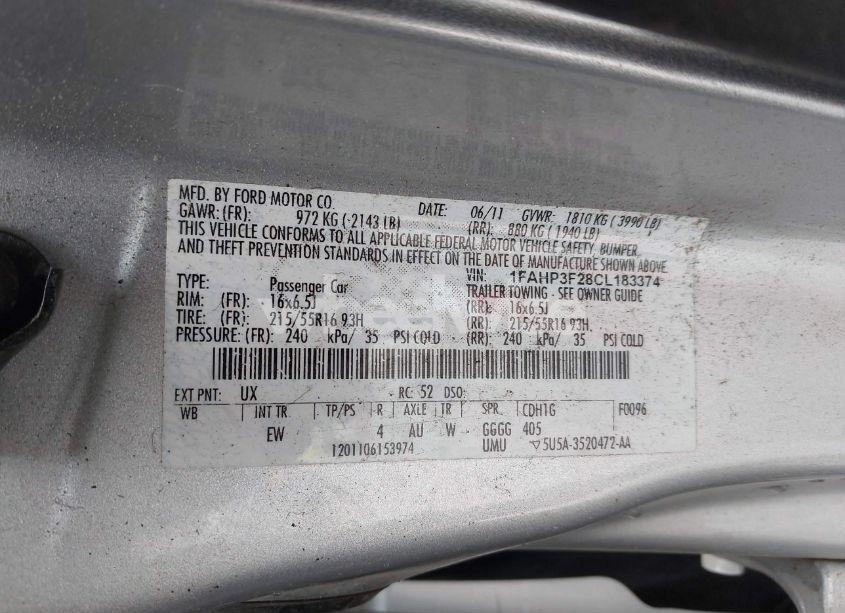 Photo 9 of 2012 Ford Focus SE (VIN 1FAHP3F28CL183374)